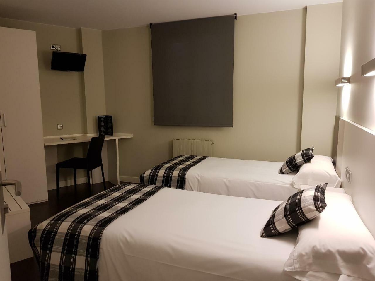 Hostal Ameztia Донестебе Экстерьер фото